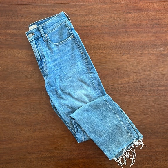 Madewell Perfect Vintage Jean with Raw Hem - Picture 3 of 4